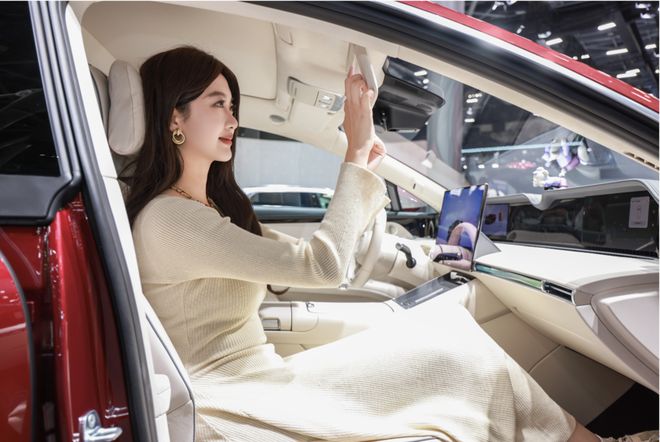 场享界S9的强势突围全靠“离经叛道”？澳门新葡京app轿旅双子星炸穿豪车市(图4)